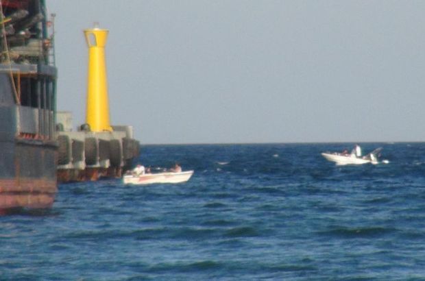 Marmara Denizi'nde tekne alabora oldu