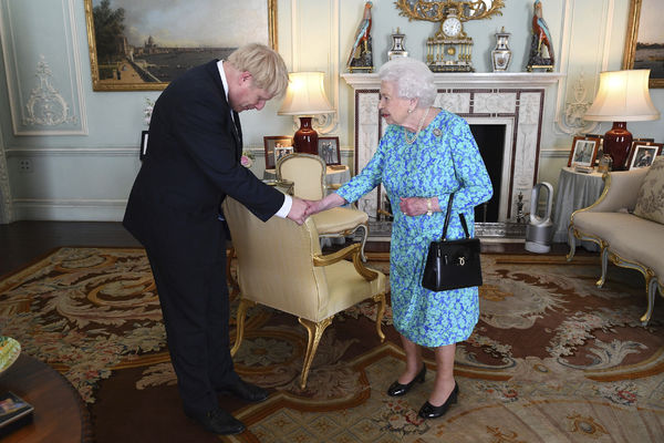İngiltere Başbakanı Boris Johnson'un ilk mesajı sert oldu - Resim : 1