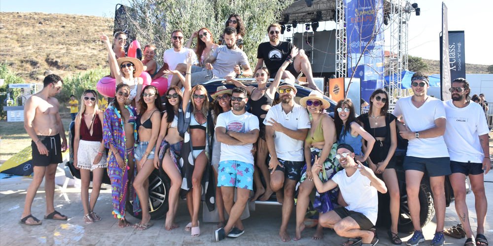 Bozcaada'da renkli festival...