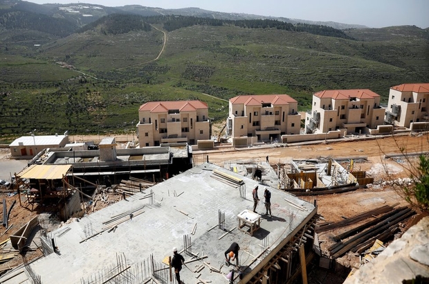 İsrail Batı Şeria'da Yahudiler için 6 bin, Filistinliler için 700 konut inşasına onay verdi