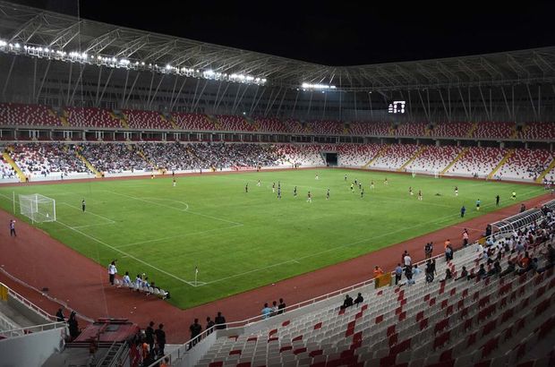 Sivas-Beşiktaş maçının biletleri çıktı