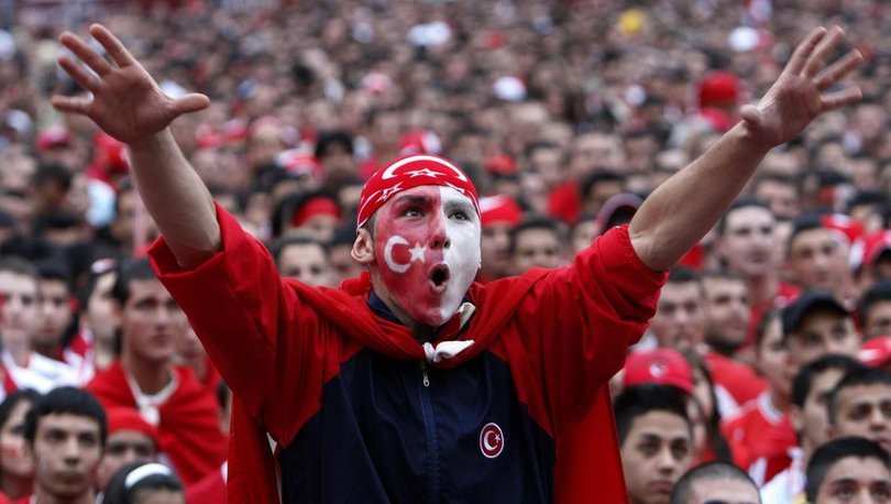 Futbol taraftarları hangi ülkede hangi tepkileri veriyor?