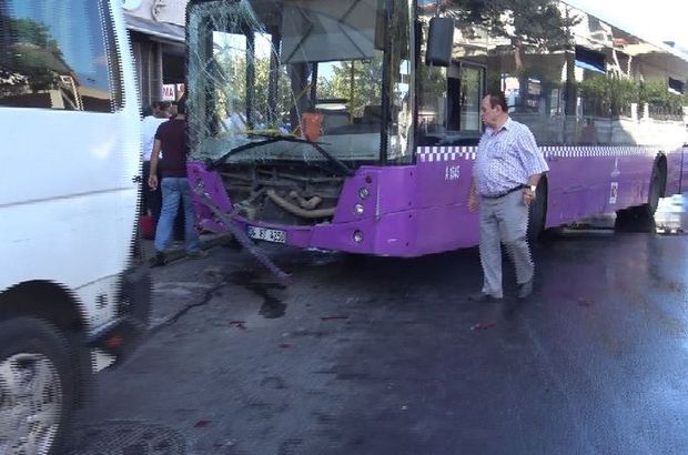 Avcılar'da İETT otobüsü 5 araca çarptı