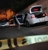 İstanbul’un Ataşehir ilçesi’nde polisin dur ihtarına uymayan üç şüphelinin bulunduğu aracı takip eden ekiplerle şüpheliler arasında çatışma çıktı