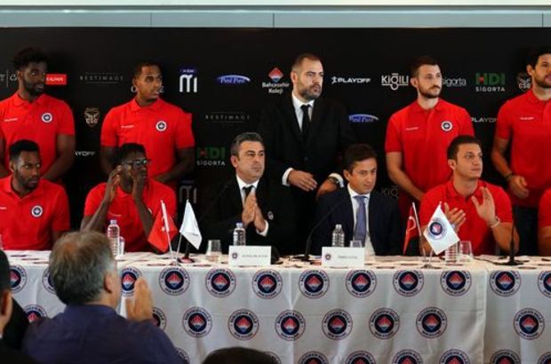 Bahçeşehir Koleji, transferlerini tanıttı