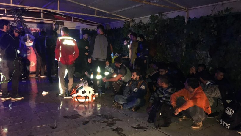 Arnavutköy’de göçmenleri taşıyan tır kaza yaptı, çok sayıda göçmen yaralandı ile ilgili görsel sonucu
