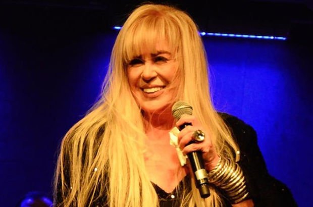 zerrin ozer e ne oldu zerrin ozer neden hastaneye kaldirildi