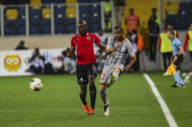 Mariano, cezalı duruma düştü!