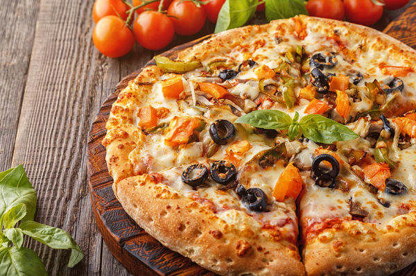 Evde lezzetli pizza tarifi, nasıl yapılır?