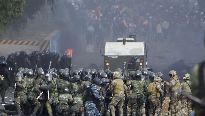 Bolivya'da 4 gösterici hayatını kaybetti