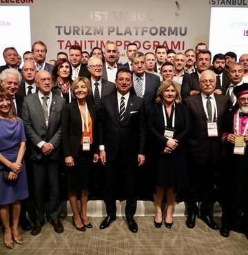 Turizm sektörü yetkilileri ve İstanbul Büyükşehir Belediyesi (İBB) üst yönetiminin bir araya gelmesi ile İstanbul Turizm Platformu