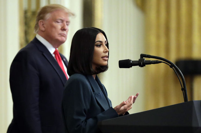 Trump ile görüşen Kim Kardashian bikinili fotoğraflardan vazgeçti - Magazin haberleri