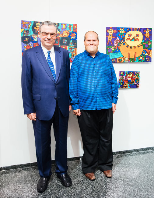 Kuveyt Türk Genel Müdürü Ufuk Uyan ve ressam Muhammed Yalçın