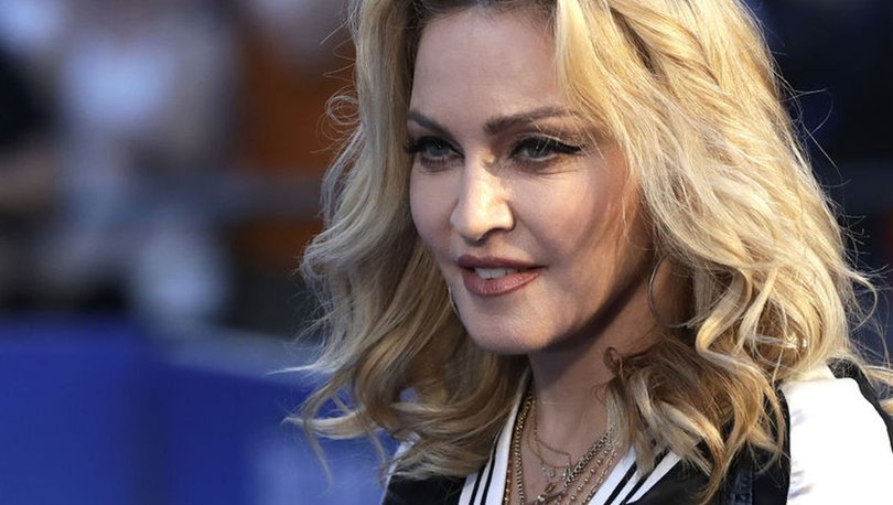 Madonna konserlerini iptal etti