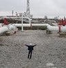 Rusya, dünyanın en uzun petrol boru hatlarından Drujba ile Ukrayna ve üzerinden bazı Doğu Avrupa ülkelerine petrol gönderilmesine yönelik anlaşmanın 10 yıllığına uzattı.