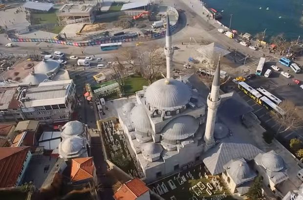 Mamboury'e göre İstanbul'da yonca yapraklı tek cami