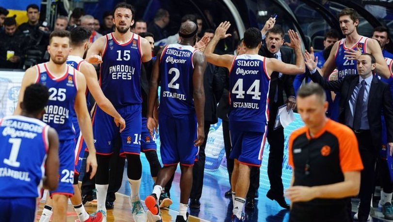 Anadolu Efes Fenerbahce Beko Karsisinda Ilkleri Yasadi