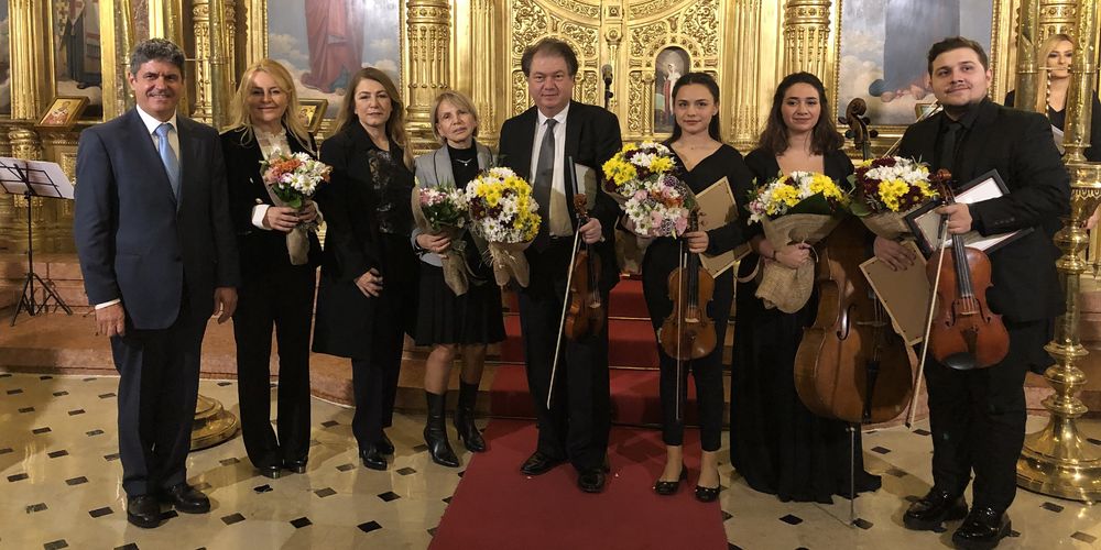 Depremzede çocuklara konserli destek