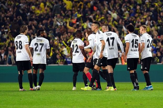 Lens cezalı duruma düştü