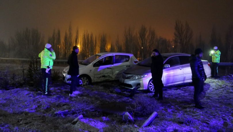 Sivas'ta trafik kazası! 5 yaralı