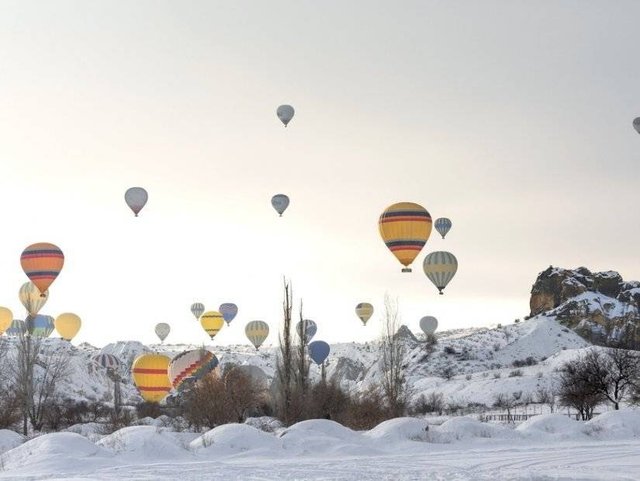 Kapadokya Peribacaları