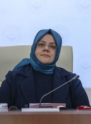 Bakanı Selçuk: Sosyal yardımlarda çıtayı 2 milyardan 55 milyara çıkarttık