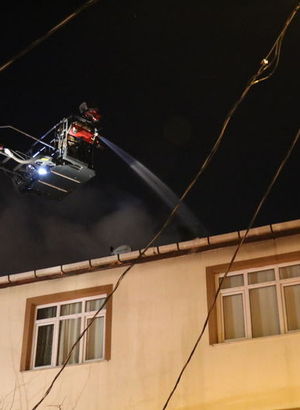 Pendik'te yangın paniği