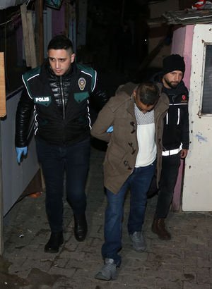 İstanbul'da zehir tacirlerine şafak baskını: Çok sayıda gözaltı