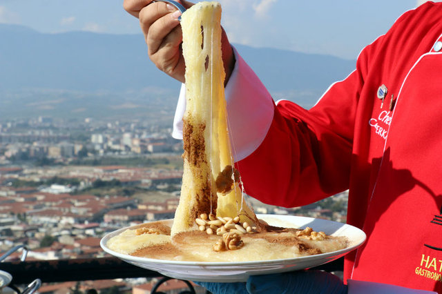 Peynirli İrmik Helva