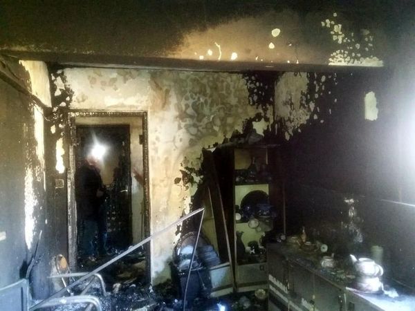 Bodrum�da elektrik kontağı, 3 saatte 4 evi küle çevirdi Son Dakika