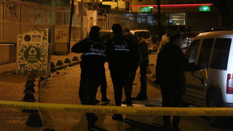 Beyoğlu'nda silahlı çatışma: 3 yaralı