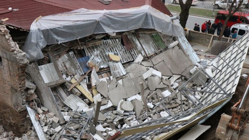 Rüyada depremde sallanmak görmek nedir? Rüyada deprem olup binanın yıkılması, sarsılması nedir?