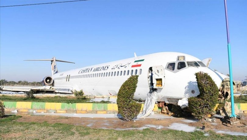 İran'da yolcu uçağı pistten çıktı!
