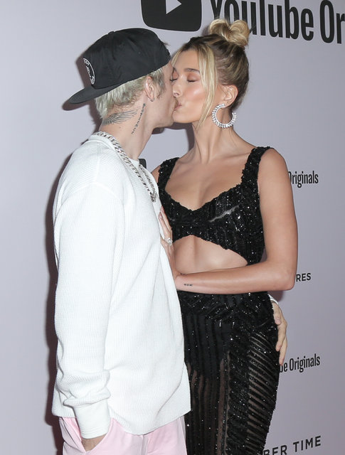 Justin Bieber öpmelere doyamadı - Magazin haberleri