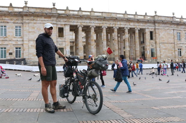Bisikletle 8 yıldır dünyayı turlayan Türk!