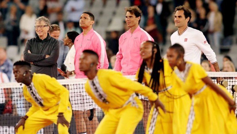Federer ve Nadal, Afrikalı çocuklar için korta çıktı