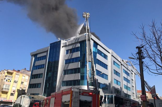 İzmir'de hastanede yangın! Hastalar tahliye edildi