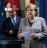 Almanya’da Hıristiyan Demokrat CDU’nun aşırı sağcı AfD ile işbirliği skandalı ve İrlanda’da IRA’nin siyasi kanadı Sinn Fein’in genel seçimde birinci parti olması, Avrupa’da merkez siyasetin kimlik krizini iyice açığa çıkardı. Milliyetçi sağ ve soldan gelen bu baskı ortamında popülist sağ partiler AB’nin yeni merkez sağ nizamını oluşturmak için güçlerini birleştiriyor. Geçenlerde Macaristan Başbakanı Orban liderliğinde Roma’da yapılan toplantı bunun kuvvetli bir adımı oldu. Hedef: Avrupa çapında yeni bir Hıristiyan Demokrat hareket başlatmak. Habertürk yazarı Ayşe Özek Karasu yazdı