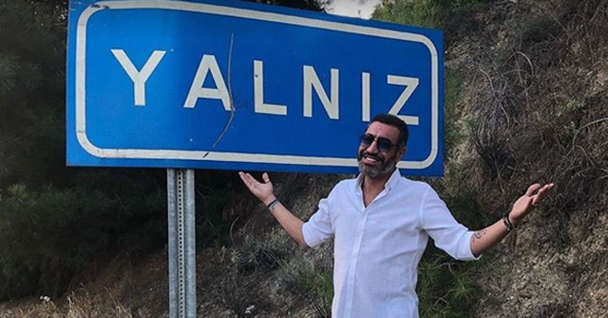 Ünlülerden Sevgililer Günü paylaşımları