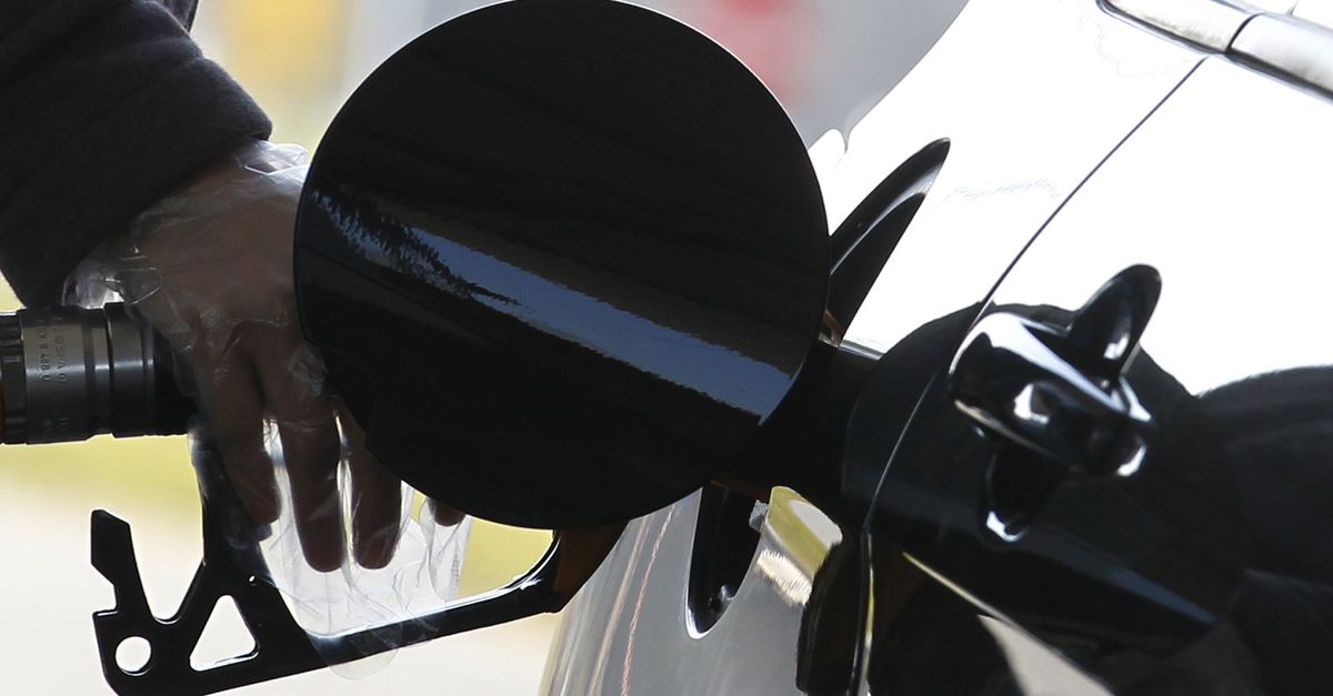 Brent petrolün varili 56,31 dolar