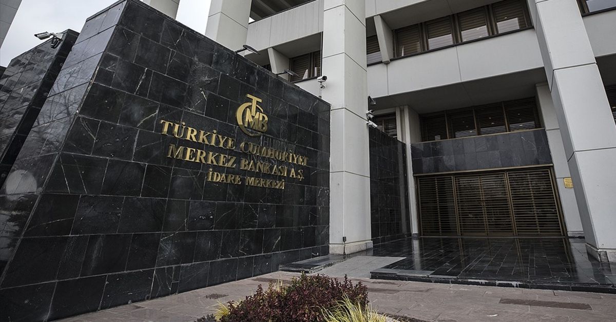 Beklenti anketinde dolar ve enflasyon yükseldi