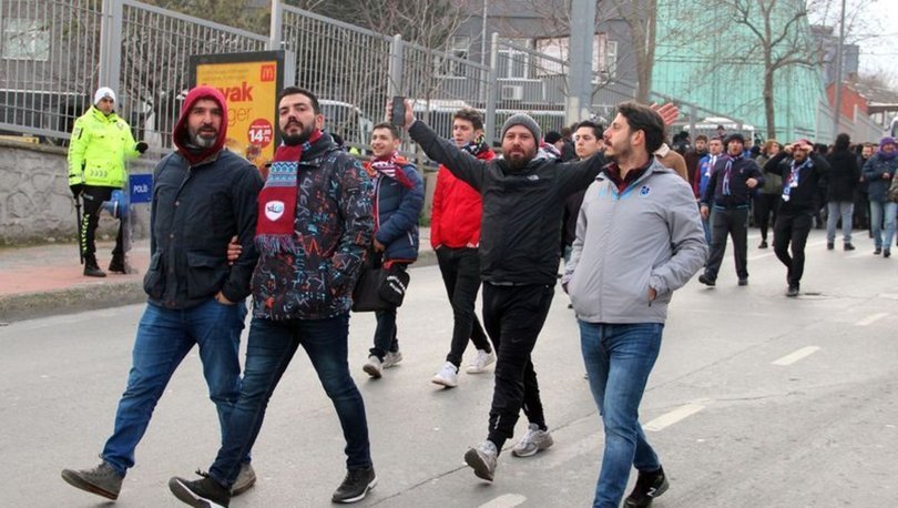 Trabzonspor taraftarı stada giriş yaptı