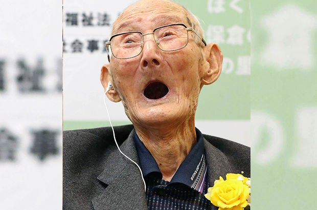 Dünyanın en yaşlı erkeğiydi! Hayatını kaybetti