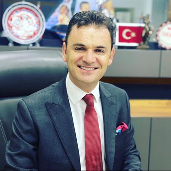 Avukat Osman Erusta