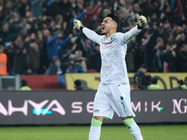 Trabzonspor Fenerbahce Maci Muhtemel 11 Leri Trabzonspor Fenerbahce Maci Hangi Kanalda Saat Kacta Turkiye Kupasi Ts Fb Maci Icin Nefesler Tutuldu Futbol Haberleri