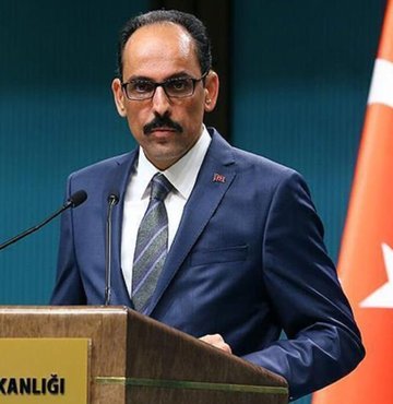 Cumhurbaşkanlığı Sözcüsü İbrahim Kalın, koronavirüs tedbirleri kapsamında bütün imkanları seferber ettiklerini belirterek, “Lütfen hiçbir tedbiri hafife almayın ve titizlikle uygulayın” dedi.