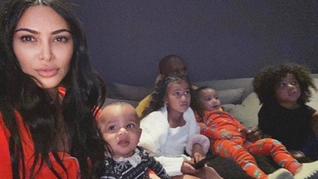 Kim Kardashian'dan aile pozu - Magazin haberleri
