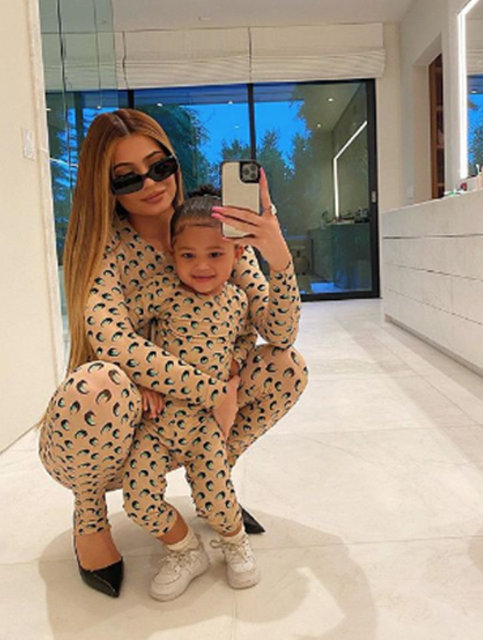 Kylie Jenner'dan 1 milyon dolar bağış - Magazin haberleri