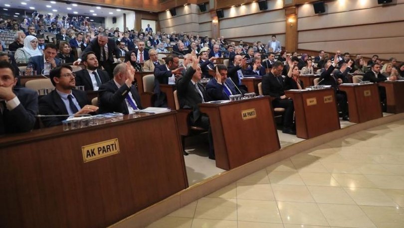 AK Parti milletvekilleri TBMM'de esnek çalışma dönemine geçiyor