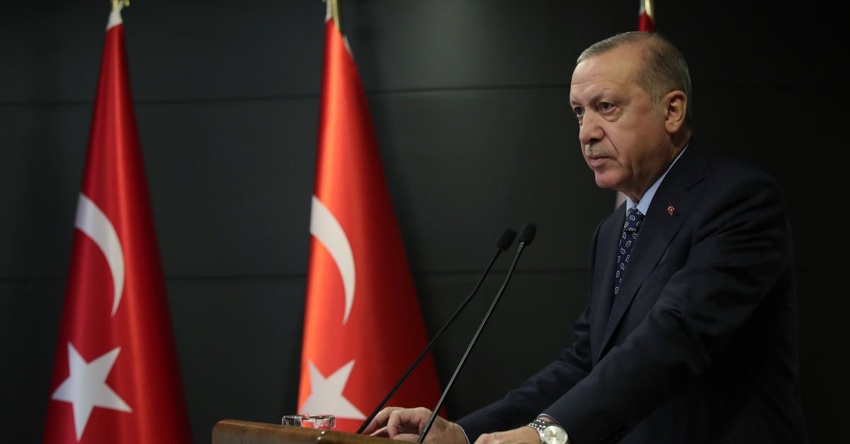 Cumhurbaşkanı Erdoğan açıklama yapıyor
